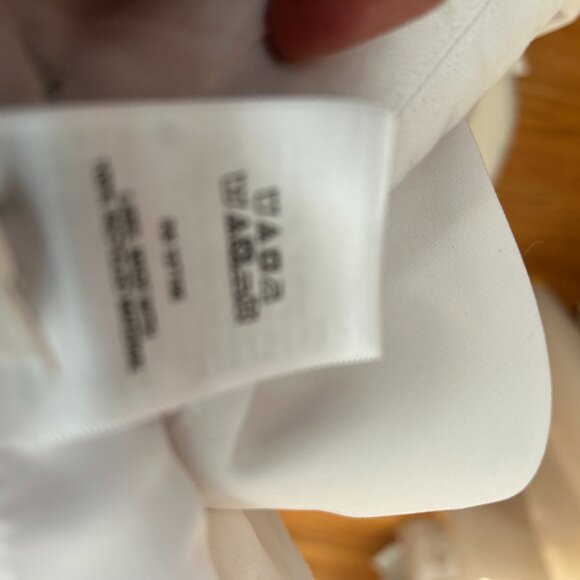 Vest Bar 111 - Picture 4 of 5